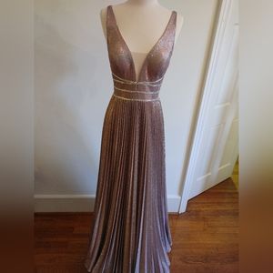 Dusty Pink Metalic Dress / Quinceañera Dress / Prom Dress / Ball Gown